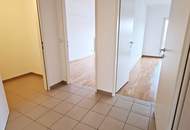 HOLBEINGASSE, UNBEFRISTET, 89 m2 Altbau mit 6 m2 Balkon, Wohnküche, 2 Zimmer, Wannenbad, Parketten, 4. Liftstock