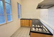Wunderschöne 2 Zimmeraltbauwohnung