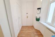Stilvoller Altbau Nähe U3: Hofseitige 2 Zimmerwohnung