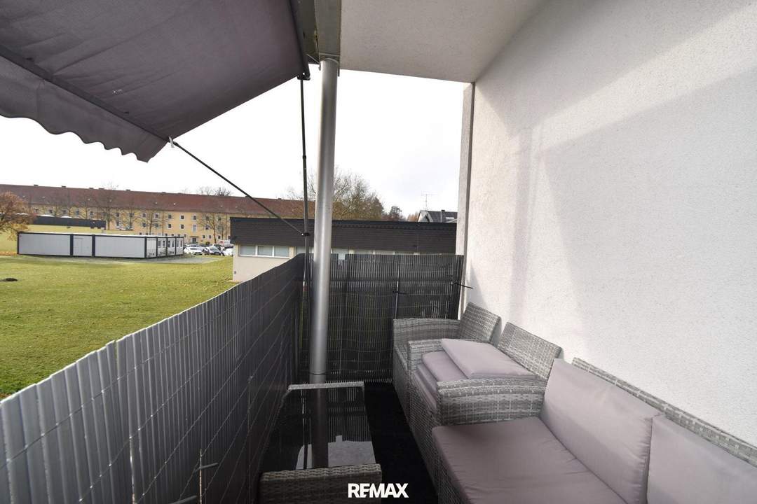ANLEGERHIT – vermietete 2-Zimmer-Wohnung mit Balkon in zentraler Lage - Top W 7! Nähe BMW, SKF!!
