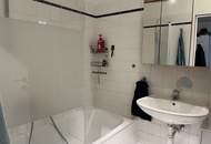 3 Zimmer Wohnung mit Tiefgaragen STPL