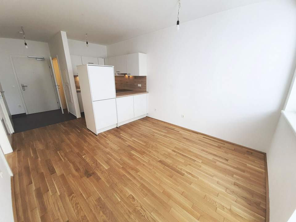 Charmante 2-Zimmer-Loggiawohnung in Ruhelage