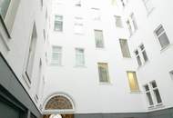 Bürofläche in generalsaniertem, prachtvollem Althaus Nähe Servitenviertel & Lycée