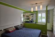Ein Ort zum Glücklichsein - Charmantes Einfamilienhaus mit Pool, Sauna, Doppelgarage, Carport und sonnigem Garten