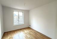 Nahe Schönbrunn: 2-Zimmer-Wohnung mit Balkon und Wintergarten sowie ein opt. Stellplatz!