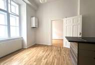 ++ NEU ++ TRAUMHAFTE VIER Zimmer ALTBAUWOHNUNG