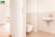 Alles was man sich wünscht – kostengünstige Heizung/“Kühlung“ über Erdwärme, PV-Anlage, weitläufige Grünflächen