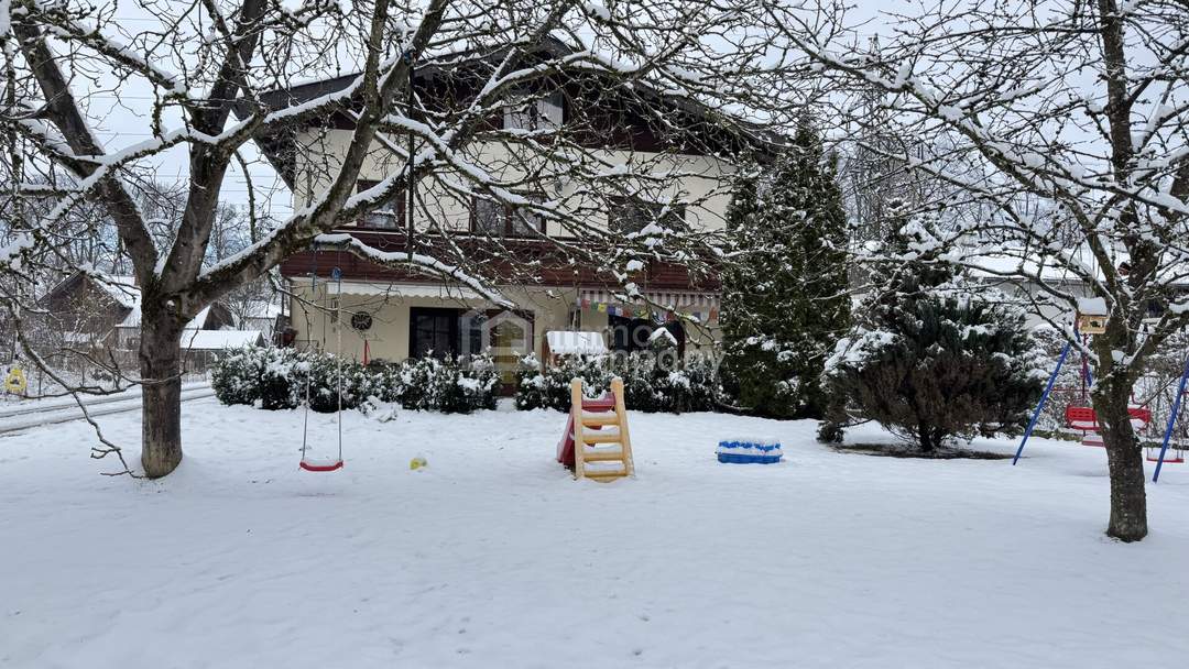 Wohnhaus und Werkstatt (derzeit Tischlerei) viel Grund in Vöcklabruck/Dürnau – ideal für Betriebsnachfolge