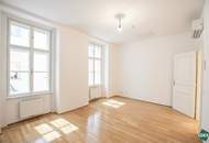 Modernes Altbau-Büro mit Parkblick