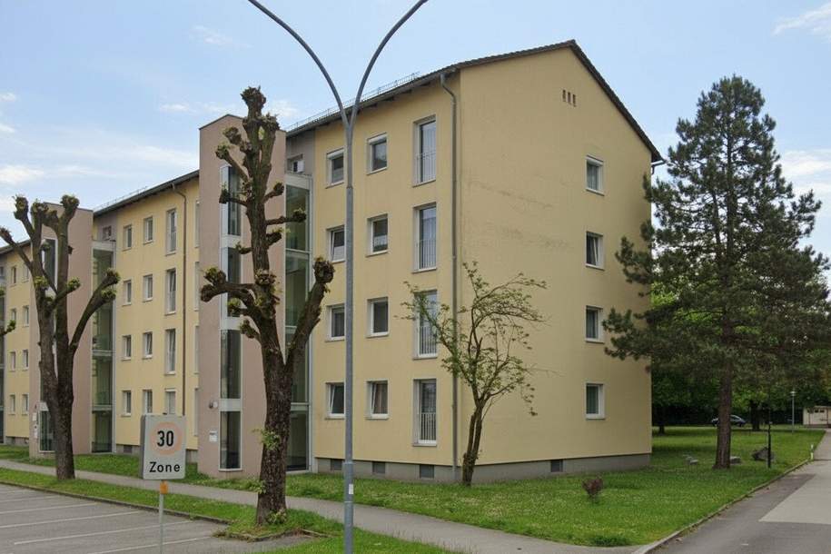 Helle Praxis-/ Büro-/Geschäftsfläche mit Top-Anbindung in Steyr-Münichholz – 78,7 m², Gewerbeobjekt-miete, 1.108,89,€, 4400 Steyr(Stadt)