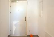 UMS ECK 51 – Schöne 2-Zimmer-Wohnung mit Balkon