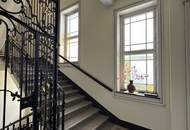 UNBEFRISTET: große 5 Zimmer im frisch ausgebauten Dachgeschoss mit Balkon!