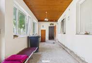 Attraktives Mehrfamilienhaus mit 3 Wohneinheiten in Zentrumslage