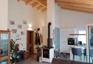 Neuwertiger Bungalow mit Doppelgarage an der Donau