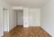 EDI N° 7 - Provisionsfrei die Seele baumeln lassen - Zimmer - Wohnung mit großer Freifläche