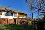 Sonniges Grundstück mit sanierungsbedürftigem Haus voller Charme