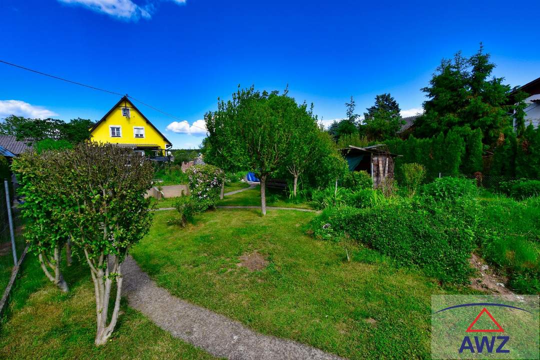 Einfamilienhaus mit großzügigem Garten und Pool in Söding!