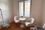 Stilvoll möblierte Kurzzeitwohnung im begehrten Herz-Jesu-Viertel – Toplage am Schillerplatz