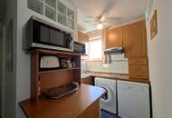 Helle 2-Zimmer-Eckwohnung mit Balkon und wunderschöner Aussicht