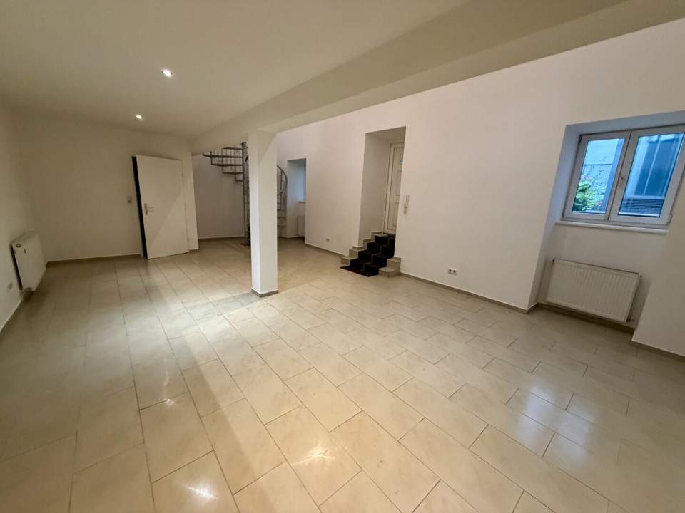 Helles Büro 71m² im 3. Bezirk, U-Bahn-Nähe, gepflegt, ab €1.494,40 mtl. mieten!