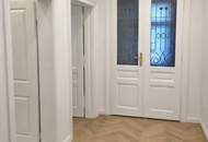 Stilvolles 2-Zimmer-Altbaujuwel im Herzen des Stuwerviertels ** hochwertig saniert mit Fischgrätparkett und eleganten Flügeltüren ** Nahe dem grünen Prater und mit perfekter Anbindung an die U1 - Überzeugen Sie sich bei einer Besichtigung!