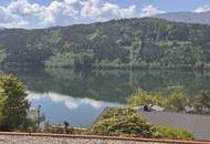 Moderne Wohnung mit wunderschönem Seeblick, inklusive Möbeln und Carport!