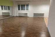 Vielseitiger "Tanzsaal" in Liesing