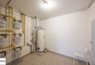 *** Nähe Stadtzentrum Wiener Neustadt: attraktive Zinshaus-Liegenschaft mit Büro- und Wohnnutzung & Gargenplätzen ***