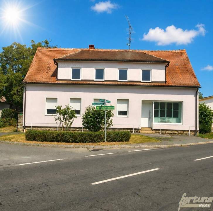 Viel Platz zum Wohnen, Arbeiten und Investieren