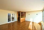 ATEMBERAUBENDE AUSSICHT INKLUSIVE! Großzügige Terrassenwohnung in exklusiver Lage!