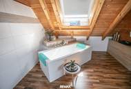 Naturnah wohnen mit vielfältigen Nutzungsmöglichkeiten – charmantes Holzblockhaus mit Wintergarten und Sauna in Stratzing