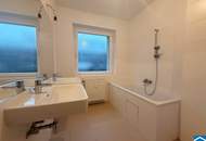 Großzügige 4-Zimmer-Wohnung mit sonniger Loggia/Balkon!