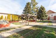 Historischer Gutshof, hochwertig kernsaniert mit 3.721 m² Grundstück!