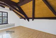 Einziehen und wohlfühlen – gepflegte Dachgeschosswohnung mit Altbauflair