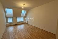 Dachgeschoss-Maisonette mit toller Terrasse! Anfragen bitte nur per Mail!