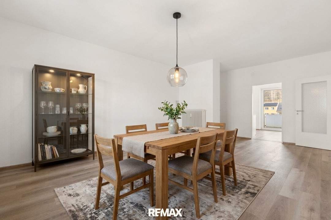 Stadtnahe 4,5-Zimmer-Wohnung mit Loggia in begehrter Wohnlage am Fuße des Kreuzbergls