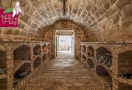 Zeitlose Eleganz im Wienerwald – Historische Villa mit Nebengebäuden auf Traumgrundstück mit Outdoorpool und Waldsauna