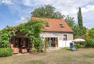 Liebevolles Anwesen mit Atelier auf traumhaft schönem Eigengrund - 59,17m² Wohnhaus plus 58,84m² modernisierte Scheune!