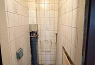 Altbau mit Entwicklungspotenzial – 75 m² Projektwohnung in gefragter Stadtlage | ZELLMANN IMMOBILIEN