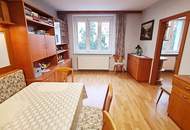 TOPGELEGENHEIT! EIGENHEIM MIT POTENTIAL, 113 m2 Neubau mit Loggia, 4 Zimmer, Küche, 2 Bäder, teilmöbliert, 3. Liftstock, Enkplatz