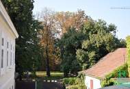 GEWERBE & WOHNEN - Großes Ausbau-/ Neubaupotential - Weitläufige Grünfläche - Parkplätze!