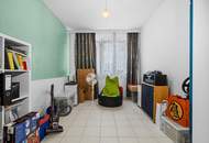 "Großzügige 215 m² Wohnung mit 35 m² Terrasse in Innenhoflage!"