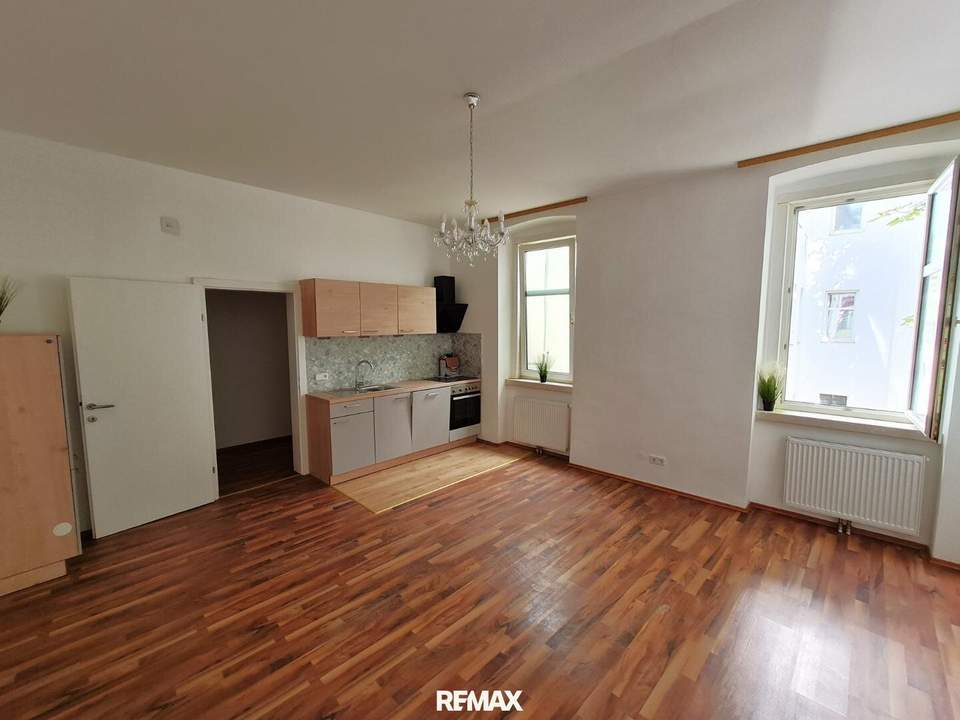 "2 room, partly furnished"