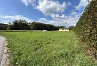 FABELHAFTES Grundstück! VOLLERSCHLOSSENES und FLACHES BAUGRUNDSTÜCK! TOP Anbindung! IDYLLISCHE Umgebung!