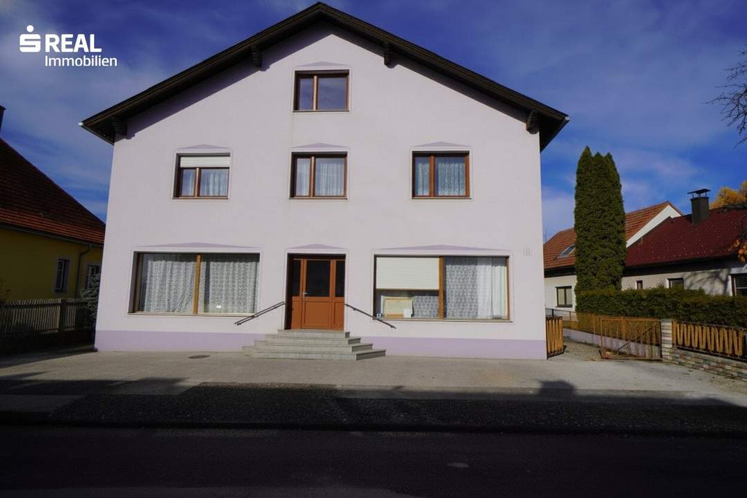 Geräumiges Haus: 7 Zimmer, Garten &amp; Garage