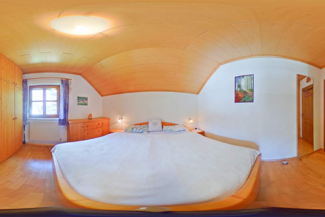 Leben, wo Erholung zuhause ist – Wohnhaus mit zusätzlichem Naturgrundstück