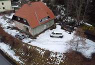 Großzügiges Wohnhaus auf großem Grundstück in idyllischer Lage! Sanierungsbedürftig!