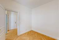 Lichtdurchflutete 2-Zimmer-Wohnung mit Balkon