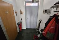 Modernes Eckreihenhaus mit Garten und Doppelcarport in beliebter, sonniger Siedlungslage