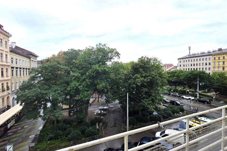 URBAN-LORITZ-PLATZ: Sanierungsbedürftige 3-Zimmer-Altbauwohnung mit Balkon, Wohnung-kauf, 399.000,€, 1070 Wien 7., Neubau